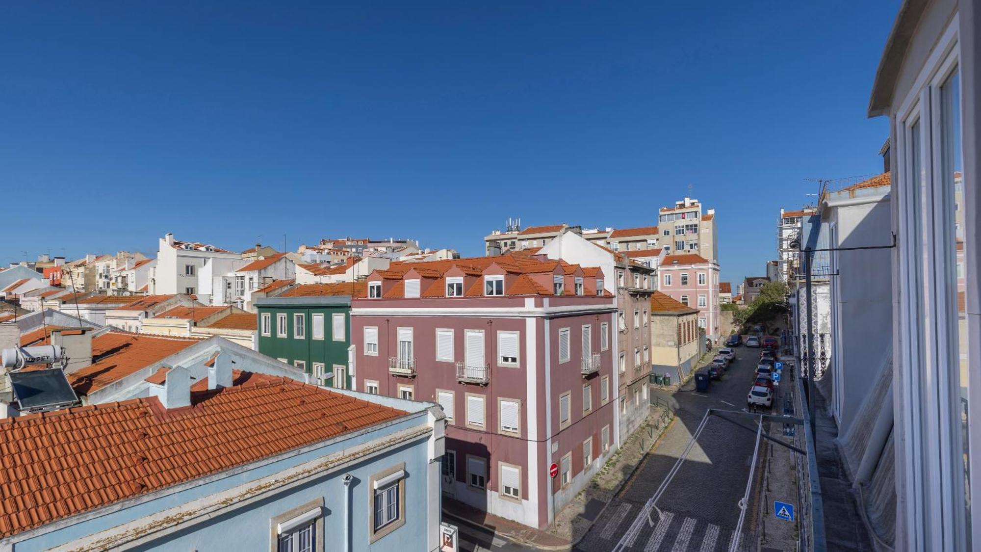 Classic Topfloor Apartment By Lovelystay Lisboa Eksteriør billede