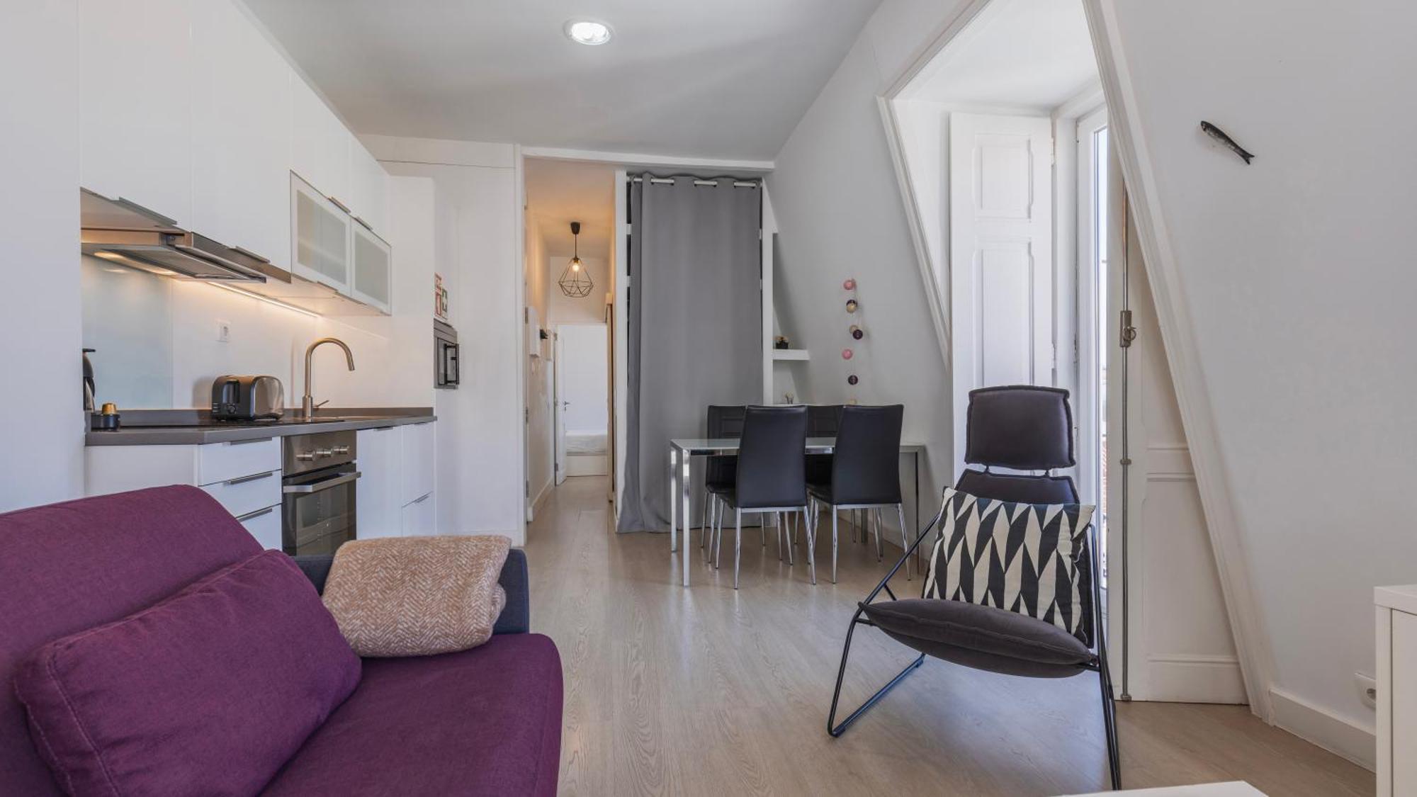 Classic Topfloor Apartment By Lovelystay Lisboa Eksteriør billede